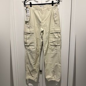 Tna Supply cargo pant size 8 - gd dove white